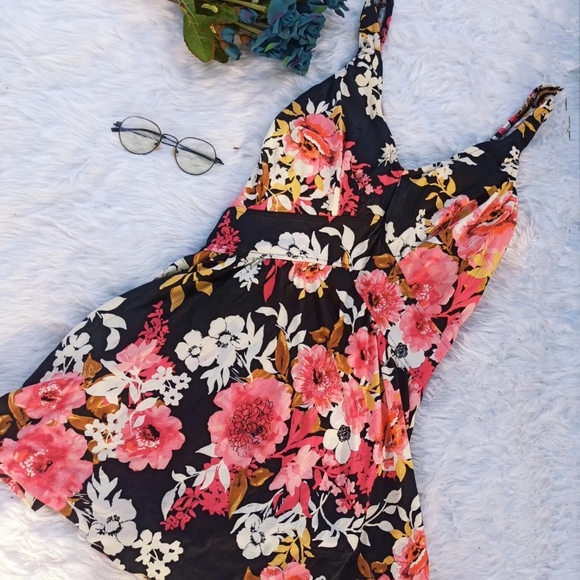 Dresses & Skirts - Maxine Of Hollywood Swim Suit